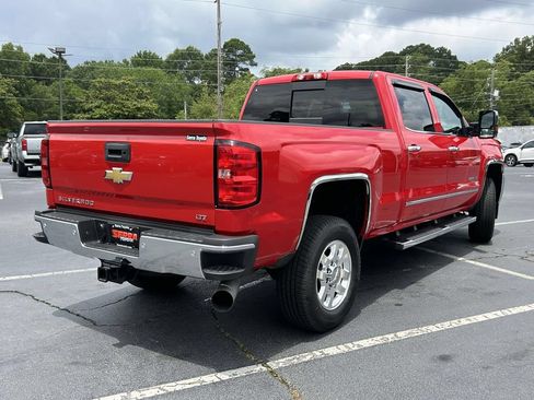 Used 2015 Chevrolet Silverado 2500 LTZ w/ Duramax Plus Package RWD image 3