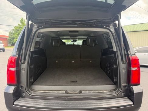 Used 2015 Chevrolet Suburban LT AWD/4WD image 40