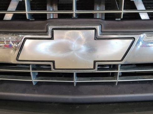 Used 2000 Chevrolet Silverado 2500 LS RWD image 12