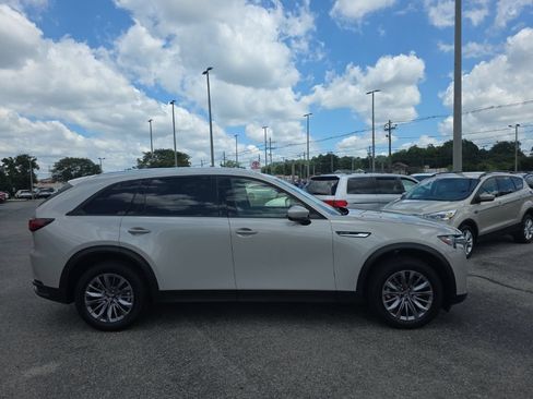Used 2025 MAZDA CX-90 3.3 Turbo w/ Preferred Package AWD/4WD image 4