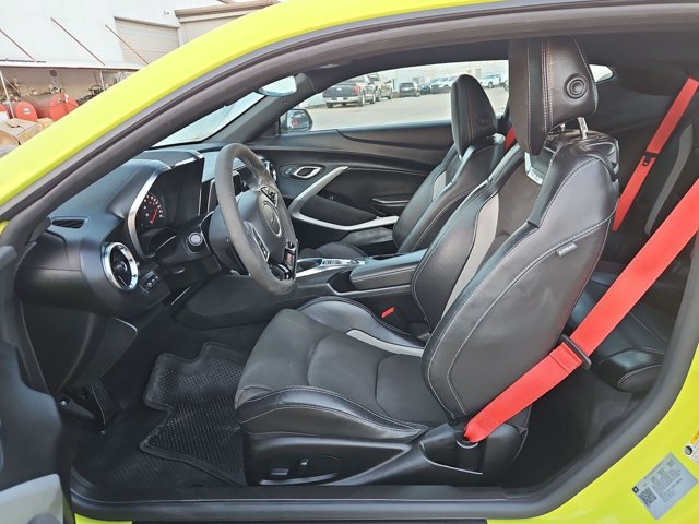 Used 2021 Chevrolet Camaro SS RWD image 12
