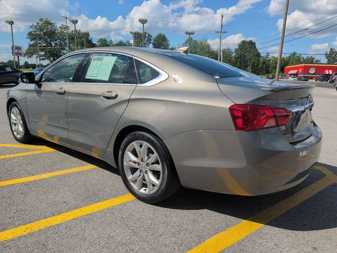 Used 2018 Chevrolet Impala LT w/ Sunroof and Spoiler Package FWD image 5