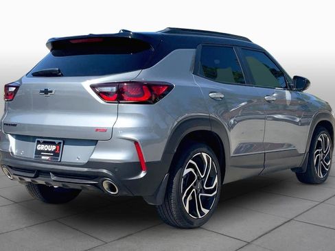 Used 2025 Chevrolet TrailBlazer RS w/ Convenience Package FWD image 13