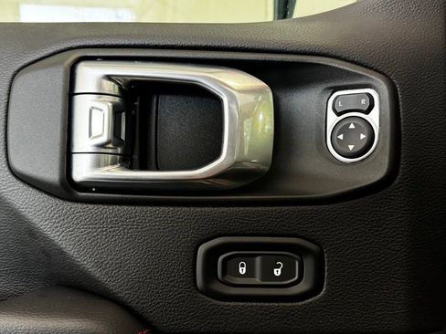 Certified 2022 Jeep Wrangler Unlimited Rubicon w/ LED Lighting Group image 13