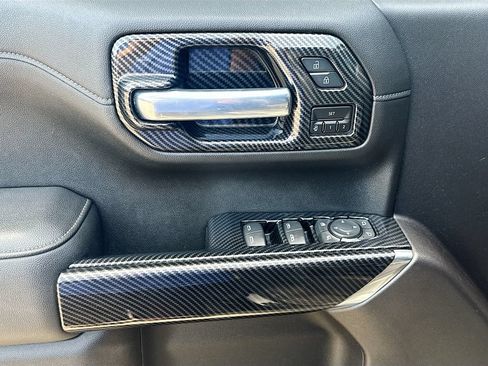 Used 2021 Chevrolet Silverado 1500 LTZ w/ LTZ Convenience Package II RWD image 19
