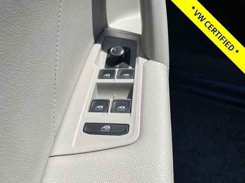Certified 2022 Volkswagen Tiguan SE AWD/4WD image 13