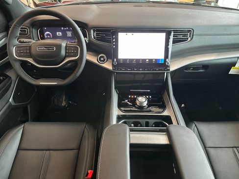 New 2026 Jeep Grand Wagoneer L 4WD image 11