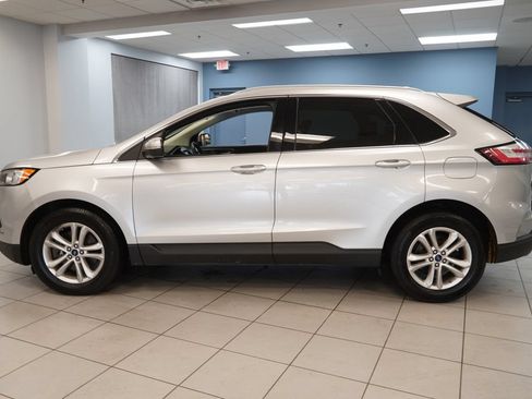 Used 2019 Ford Edge SEL w/ Equipment Group 201A AWD/4WD image 2
