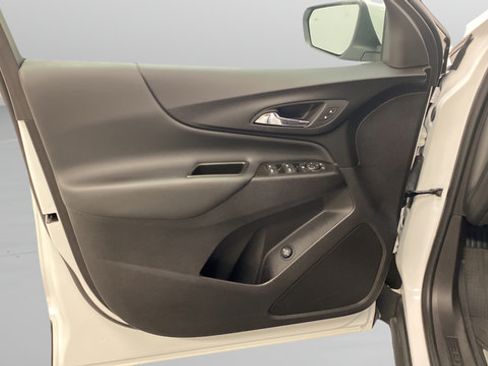 Used 2024 Chevrolet Equinox LT w/ LPO, Floor Liner Package AWD/4WD image 25