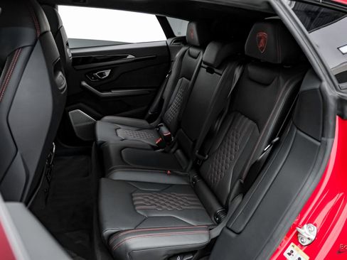 Used 2025 Lamborghini Urus SE AWD/4WD image 92