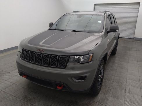 Used 2020 Jeep Grand Cherokee Trailhawk AWD/4WD image 15