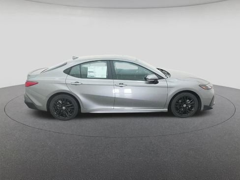 New 2026 Toyota Camry SE image 11