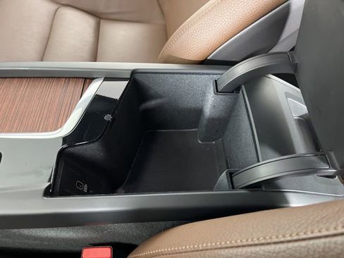 Used 2023 Volvo XC60 B5 Plus w/ Protection Package Premier image 28