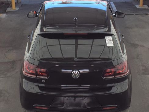 Used 2012 Volkswagen Golf R 2-Door image 9