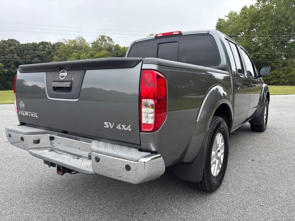 Used 2016 Nissan Frontier SV w/ SV Value Truck Package AWD/4WD image 5
