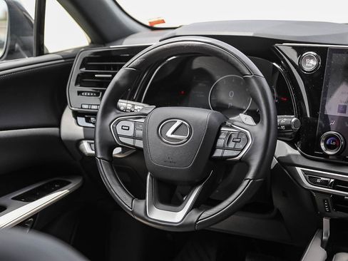 Used 2024 Lexus RX 350 Premium Plus w/ Cold Area Package FWD image 15