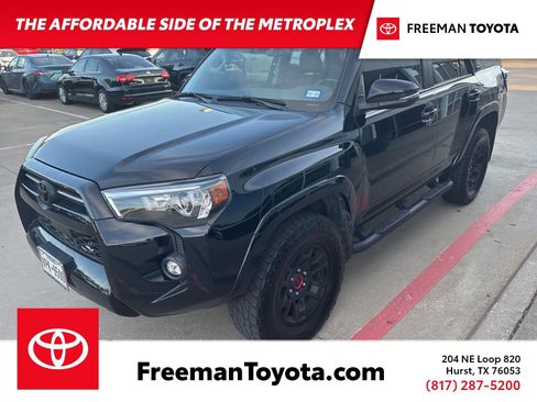 Used 2024 Toyota 4Runner SR5 Premium w/ Moonroof Package image 1