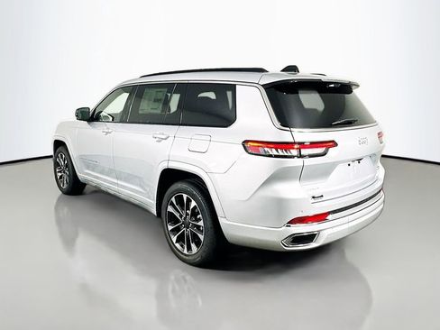 New 2025 Jeep Grand Cherokee L Overland w/ Luxury Tech Group IV image 5