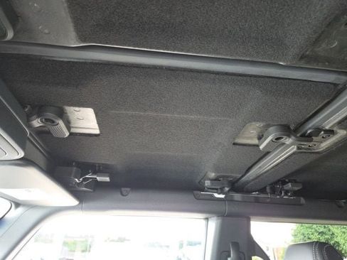 Used 2025 Ford Bronco Outer Banks AWD/4WD image 20