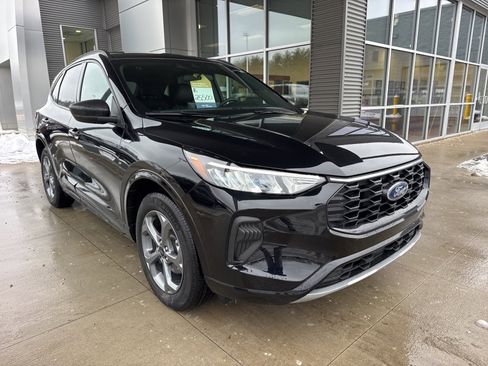 Certified 2024 Ford Escape ST-Line w/ Tech Pack #1 image 10