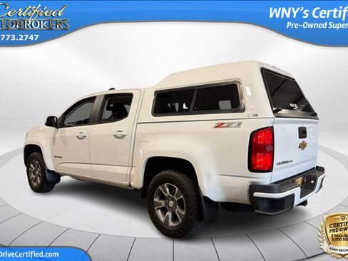 Used 2017 Chevrolet Colorado Z71 AWD/4WD image 8