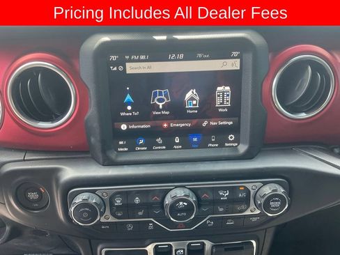 Used 2023 Jeep Wrangler Unlimited Rubicon w/ Steel Bumper Group AWD/4WD image 16