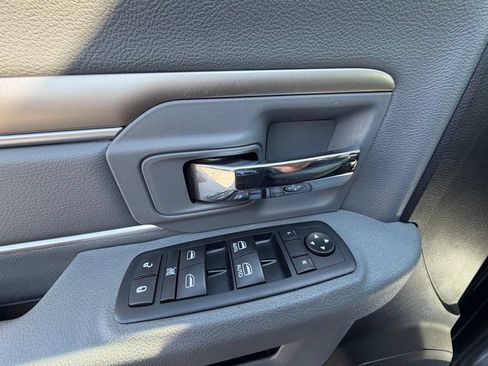 Used 2016 RAM 2500 SLT AWD/4WD image 24