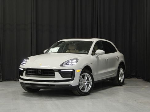 New 2026 Porsche Macan AWD/4WD image 1