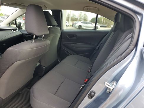 Used 2025 Toyota Corolla LE w/ Convenience Package image 10