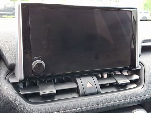 Used 2024 Toyota RAV4 XLE AWD/4WD image 15