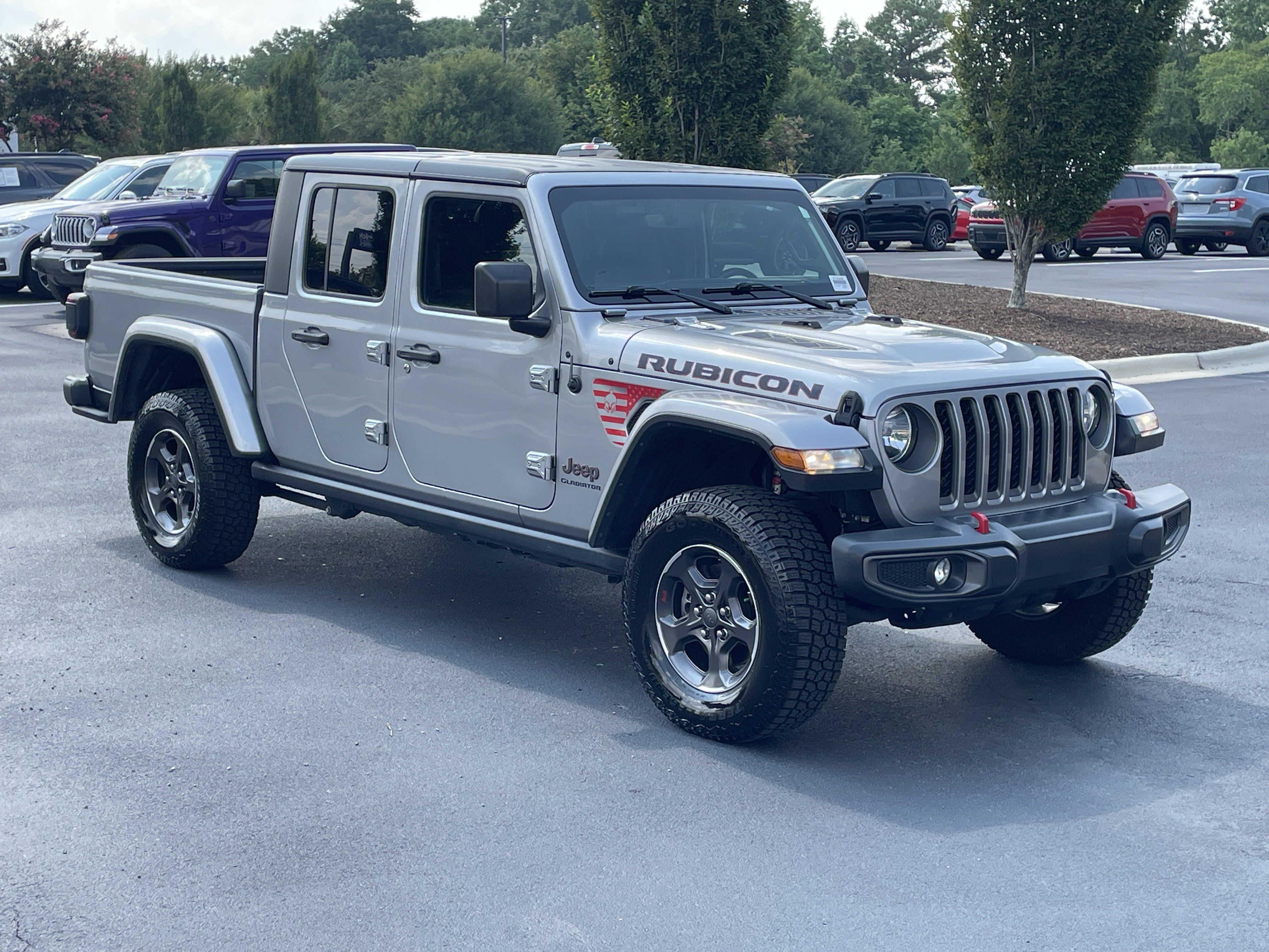 Used 2020 Jeep Gladiator Rubicon AWD/4WD image 2