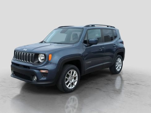 Used 2020 Jeep Renegade Latitude w/ Cold Weather Group AWD/4WD image 4