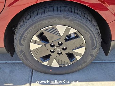 New 2026 Kia Carnival LXS image 9