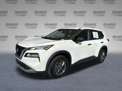 Used 2023 Nissan Rogue S AWD/4WD image 4