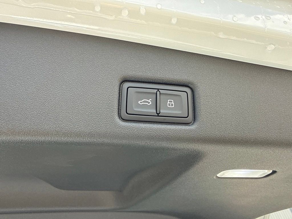 New 2026 Audi Q5 Premium Plus AWD/4WD image 19