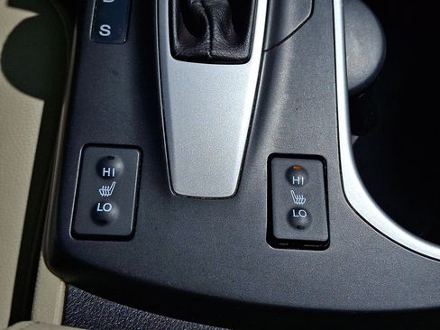 Used 2016 Acura RDX AWD image 25