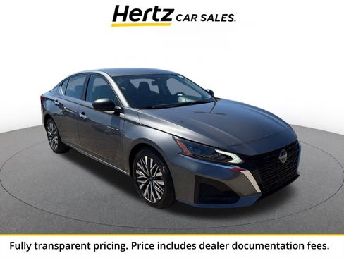 Used 2025 Nissan Altima 2.5 SV FWD image 1