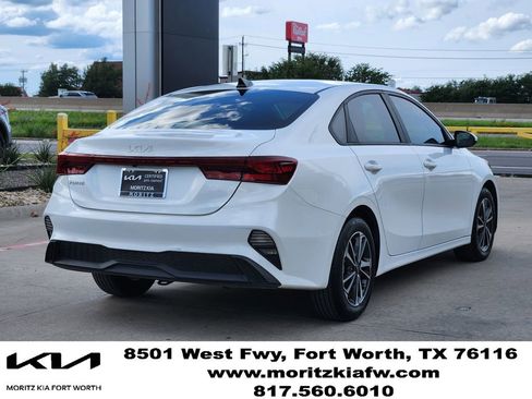 Certified 2024 Kia Forte LXS FWD image 4
