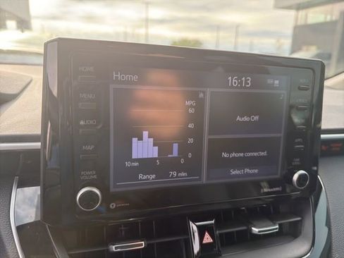 Used 2022 Toyota Corolla SE image 8