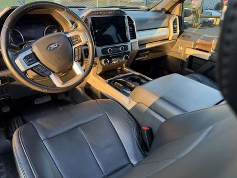 Used 2022 Ford F250 Lariat w/ Lariat Ultimate Package image 21