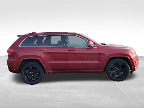 Used 2015 Jeep Grand Cherokee Laredo AWD/4WD image 6