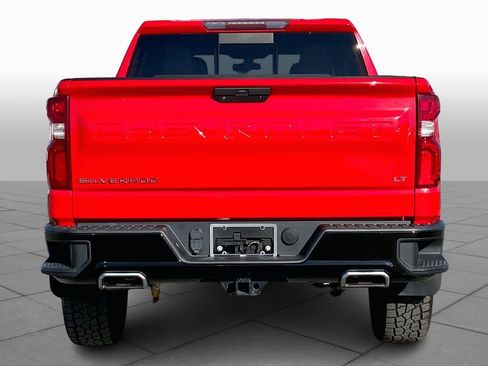 Used 2019 Chevrolet Silverado 1500 LT Trail Boss image 4