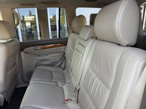 Used 2005 Lexus GX 470 AWD/4WD image 31