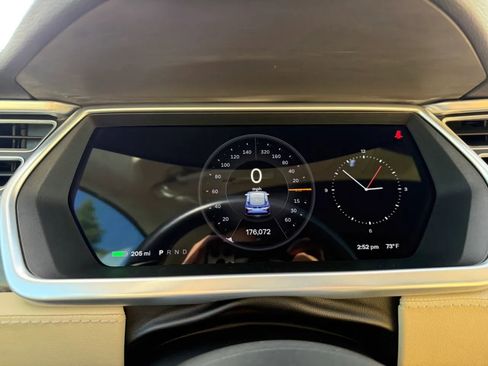 Used 2013 Tesla Model S image 15