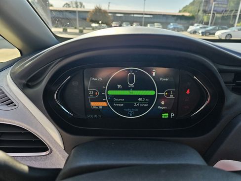 Used 2019 Chevrolet Bolt LT image 18