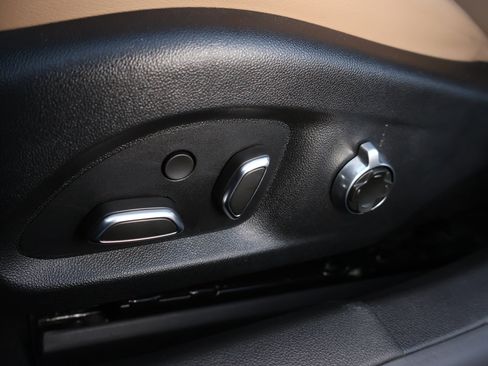 Used 2025 Cadillac CT5 Premium Luxury image 11