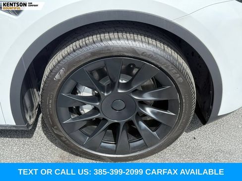 Used 2024 Tesla Model Y Long Range AWD/4WD image 13