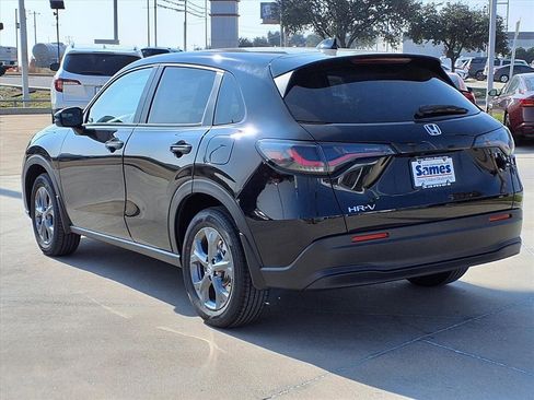 New 2026 Honda HR-V LX image 5