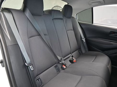 Used 2025 Toyota Corolla LE image 35