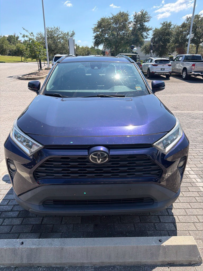 Used 2019 Toyota RAV4 XLE Premium FWD image 23
